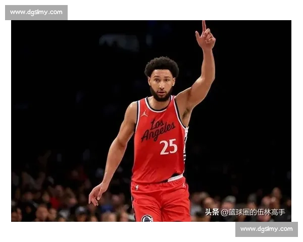 西蒙斯盛赞绿军球迷：顶级支持，主场如家